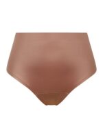 220510_40063R_ShapingSatinThong_Cutout_CafeAuLAit_0046_794x