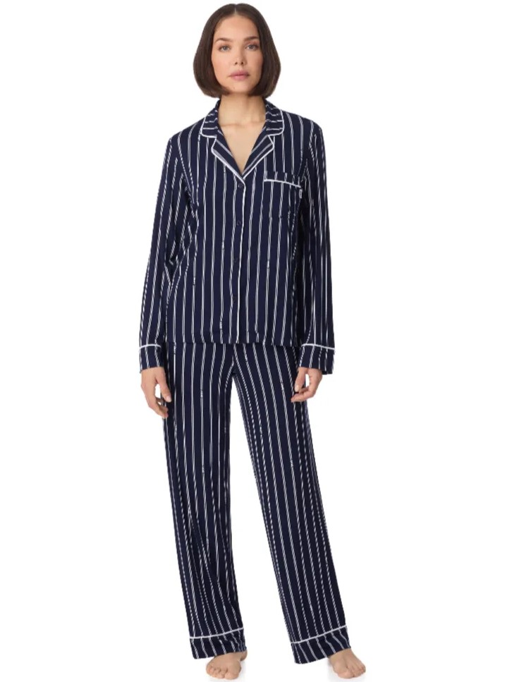 02_YI90058_414_EVENING_BLUE_LOGO_STRIPE_050_FRONT