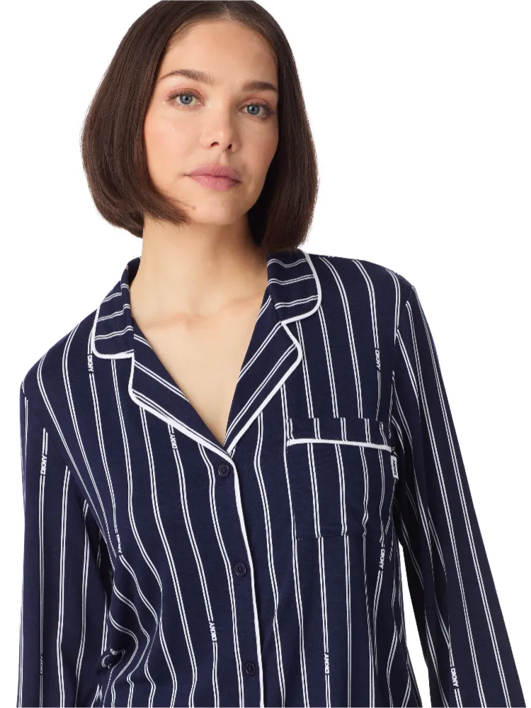 02_YI90058_414_EVENING_BLUE_LOGO_STRIPE_077_DETAIL