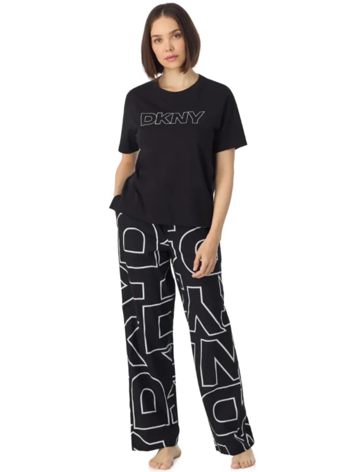 44_YI80100_015_BLACK_EXPLODED_LETTERS_1134_FRONT