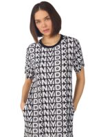 08_YI30107_002_BLACK_LOGO_OUTLINE_341_DETAIL